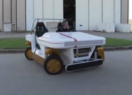 NASA anuncia carro elétrico que pode ser dirigido remotamente e andar de lado.