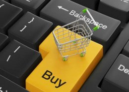 Crise aumenta preocupação com preço na hora de comprar na internet
