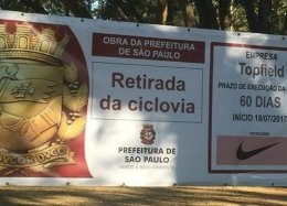 Placa dá a entender que Nike patrocinou retirada de ciclovia no Ibirapuera