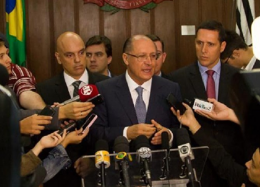 Lei que restringe venda de desbloqueador de celular é sancionada.
