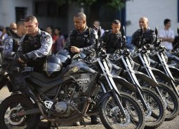 Trabalho da Polícia Militar do RJ será monitorado por câmeras.