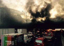 França proíbe serviço de transporte mais barato da Uber