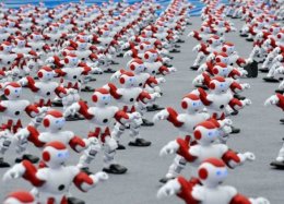 Chineses estabelecem novo recorde com 1.007 robôs dançando em sincronia