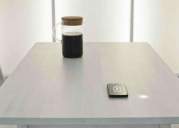 Como mesas do futuro vão carregar a bateria de gadgets usando o calor do seu café