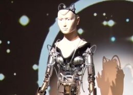 Robô humanoide ensina Budismo em templo no Japão.