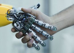 Tecnologia criou mais empregos do que destruiu, diz pesquisa.