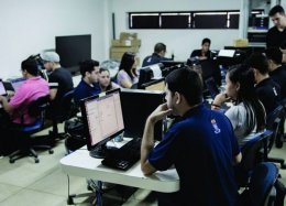 Ministério lança software que traduz conteúdo digital para Libras.