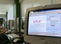 Aplicativo para Facebook faz sucesso ao permitir que internautas revivam o extinto Orkut.