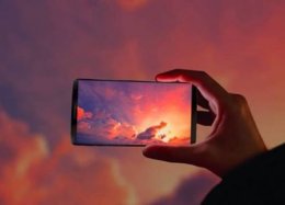 Como o Galaxy S8 já está deixando seus concorrentes com dor de cabeça.