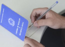 Governo planeja 'Tinder do emprego' para facilitar acesso a vagas.