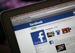 Pesquisa: mais de 60% das pessoas usam o Facebook para se informar.