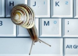 Proteste diz que cobrança por franquia de dados em internet fixa é ilegal