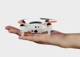 Drone que cabe na palma da mão tem reconhecimento facial e desvia de obstáculos
